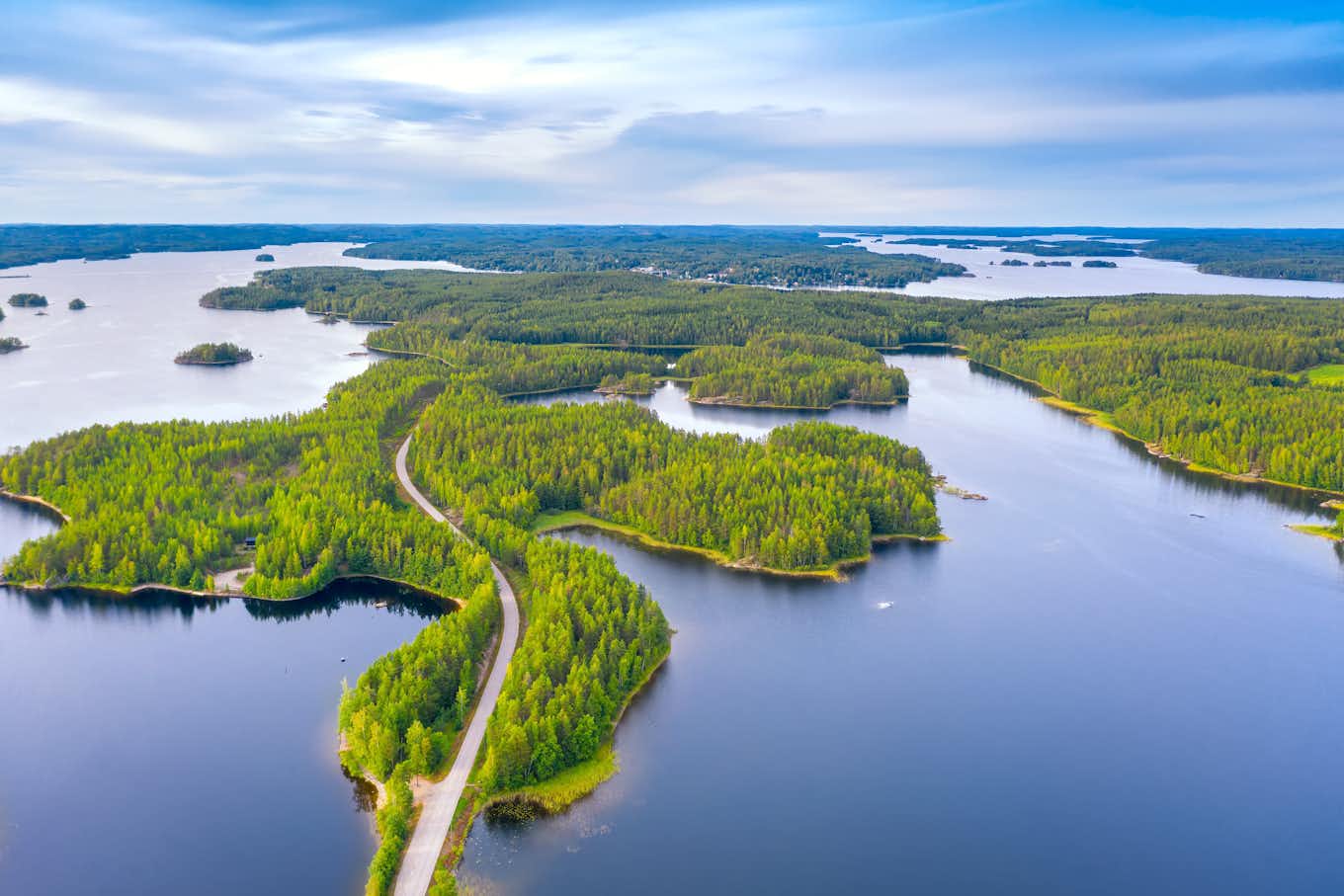 Озеро Сайма в Финляндии рисунок